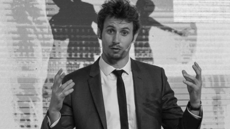 Intervention de Butzi au Gala marketer ©gala