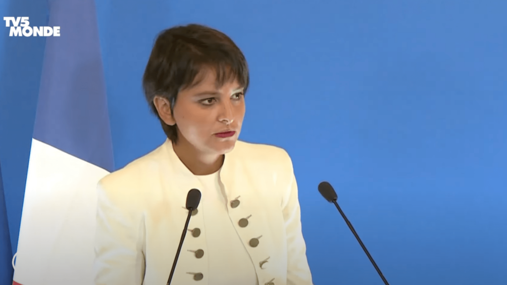 Présentation de Najat VALLAUD-BELKACEM sur ©TV5Monde Info