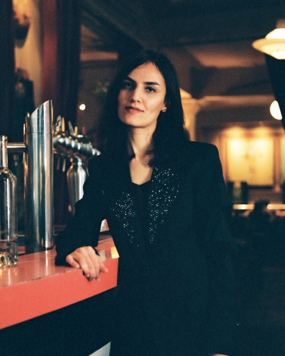 Portrait de Mitra HEJAZIPOUR